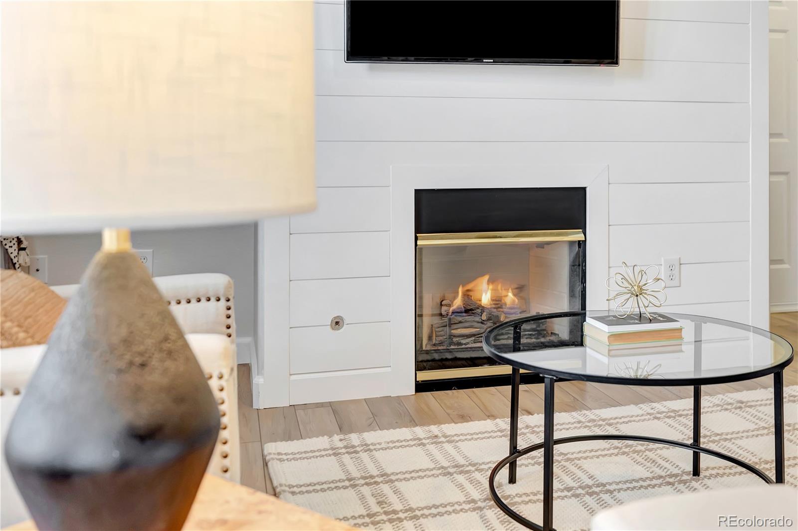 6005 Castlegate Drive W B22