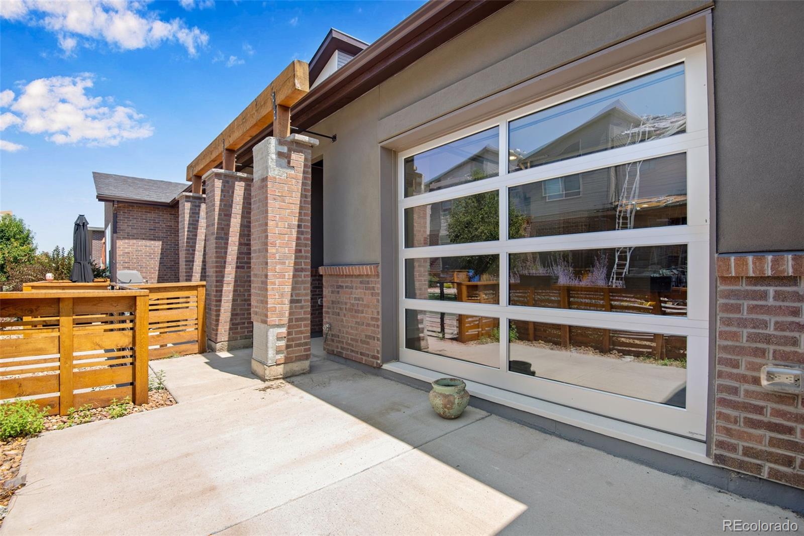 19570 E Sunset Circle