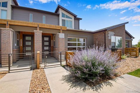 19570 E Sunset Circle Aurora CO 80015