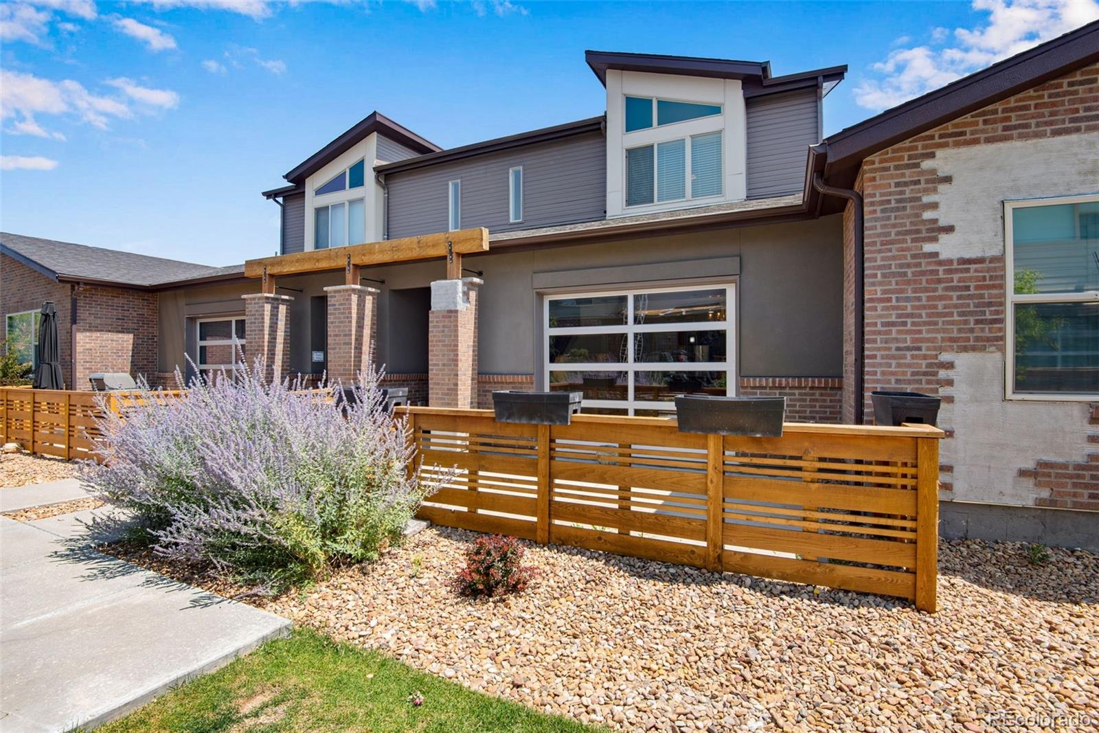 19570 E Sunset Circle