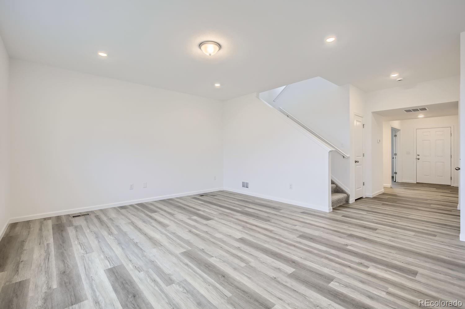 42950 Colonial Trail