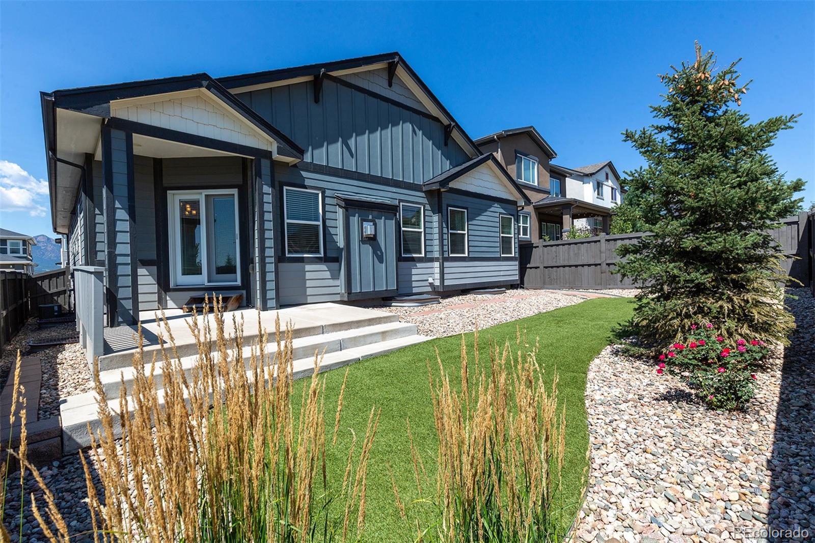 11590 Spectacular Bid Circle