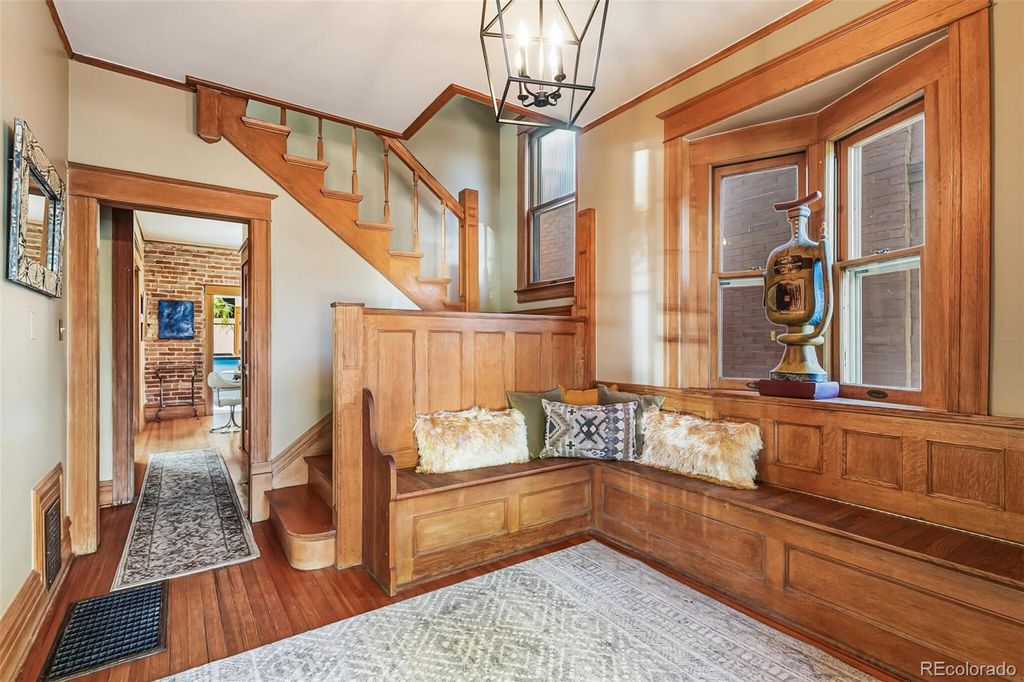 Photo of 1331 Elizabeth Street, Denver, CO 80206 (MLS # 9315225)