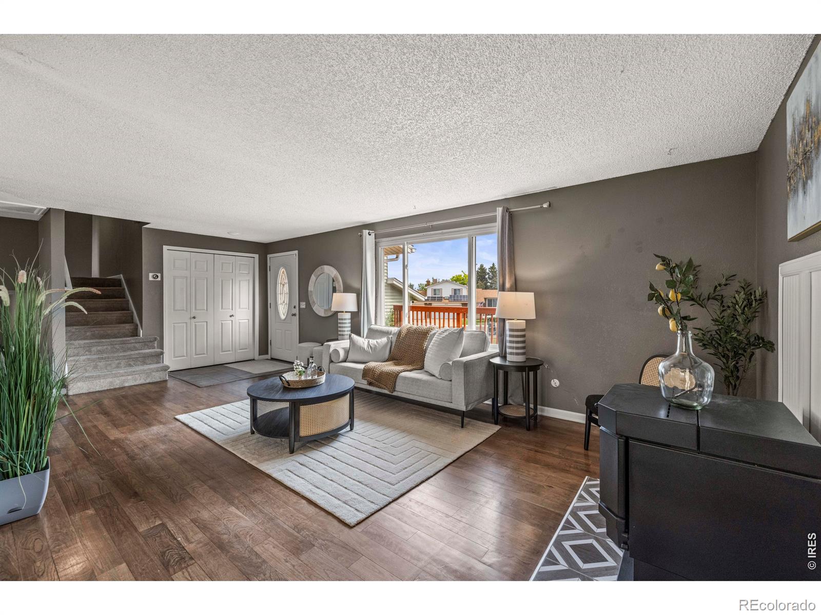 2527 W 104th Circle