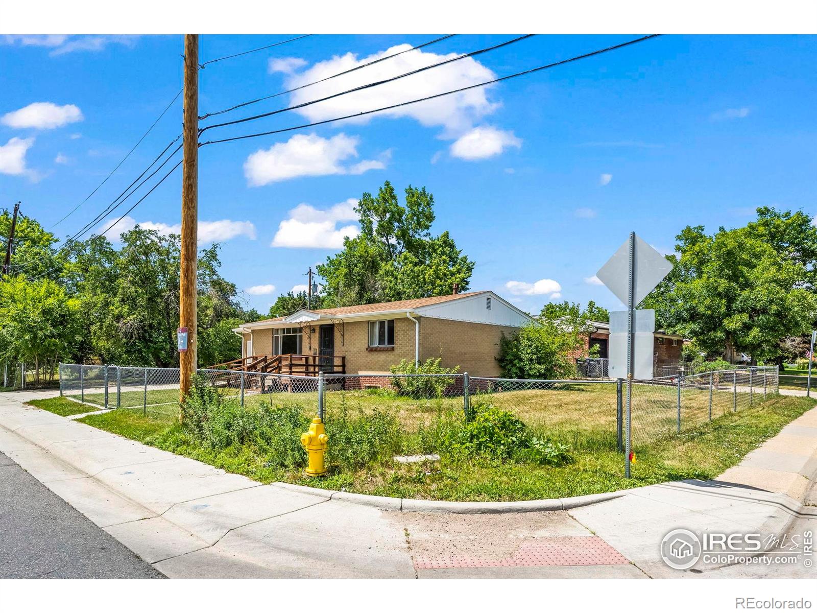 9605 W 51st Place