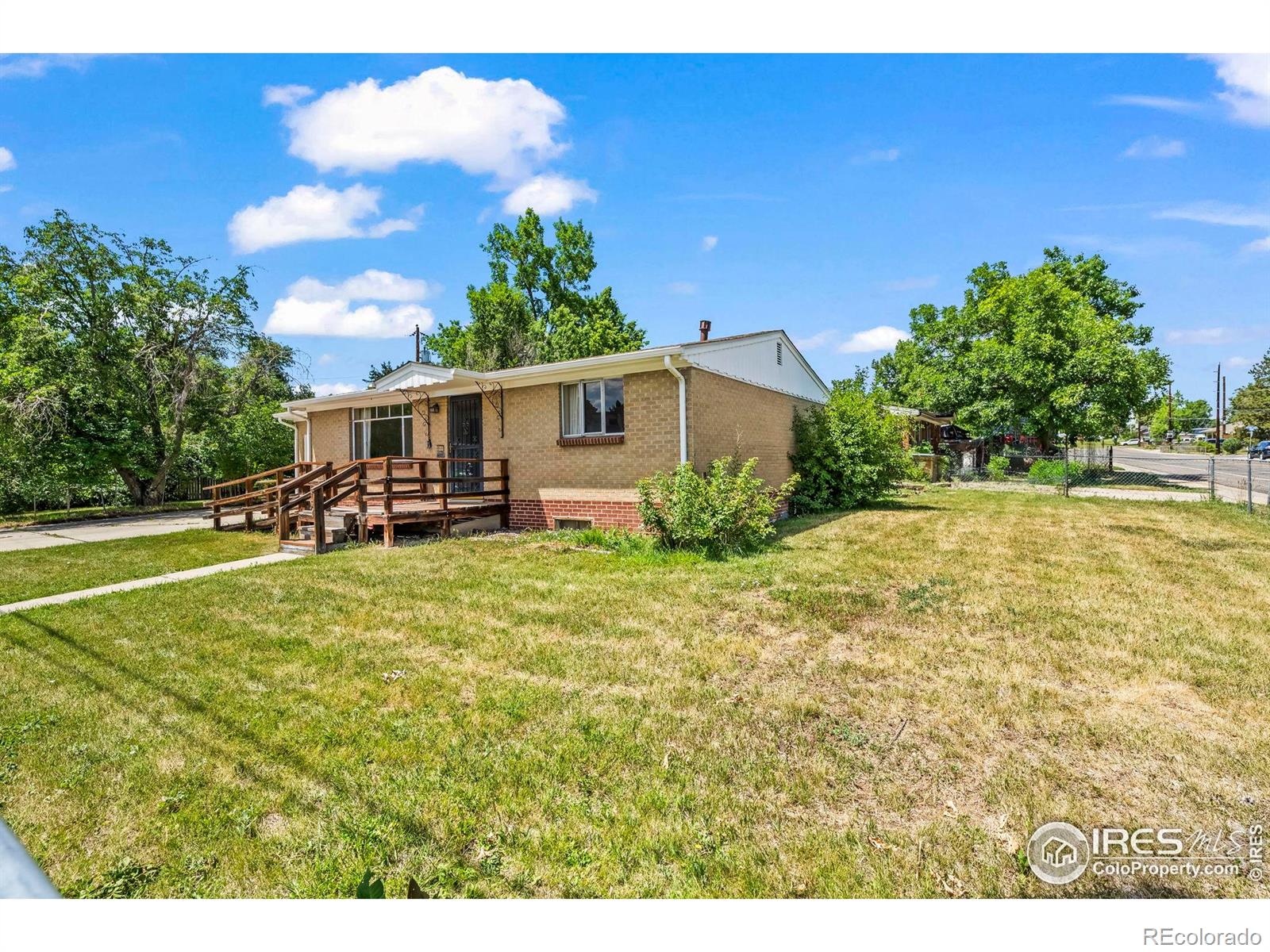 9605 W 51st Place