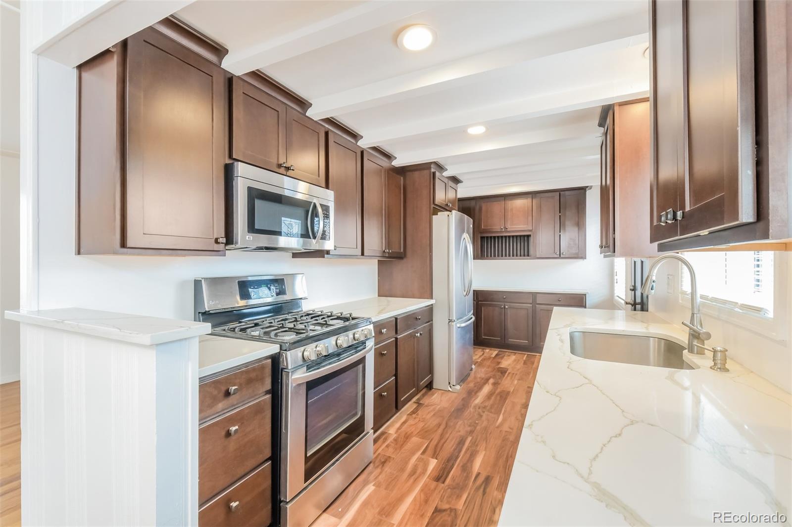 5661 E Amherst Avenue