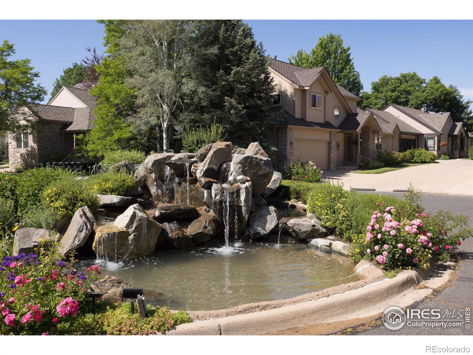 322 DIAMOND Circle