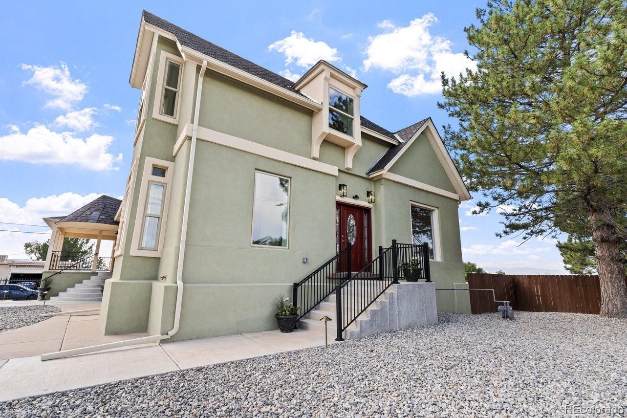 708 W 18th Street