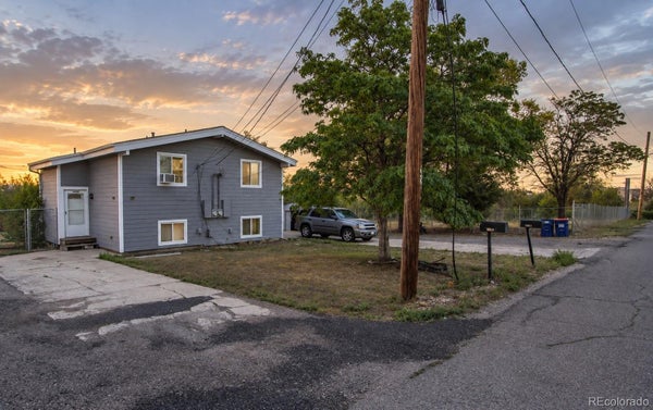 2581 W 66TH PL, DENVER, CO 80221 - Image 5431e286e652d09c8d8ca2f8223283a8/3611831448