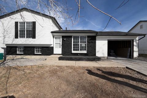 Photo of Aurora, CO 80017 (MLS # 1927256)