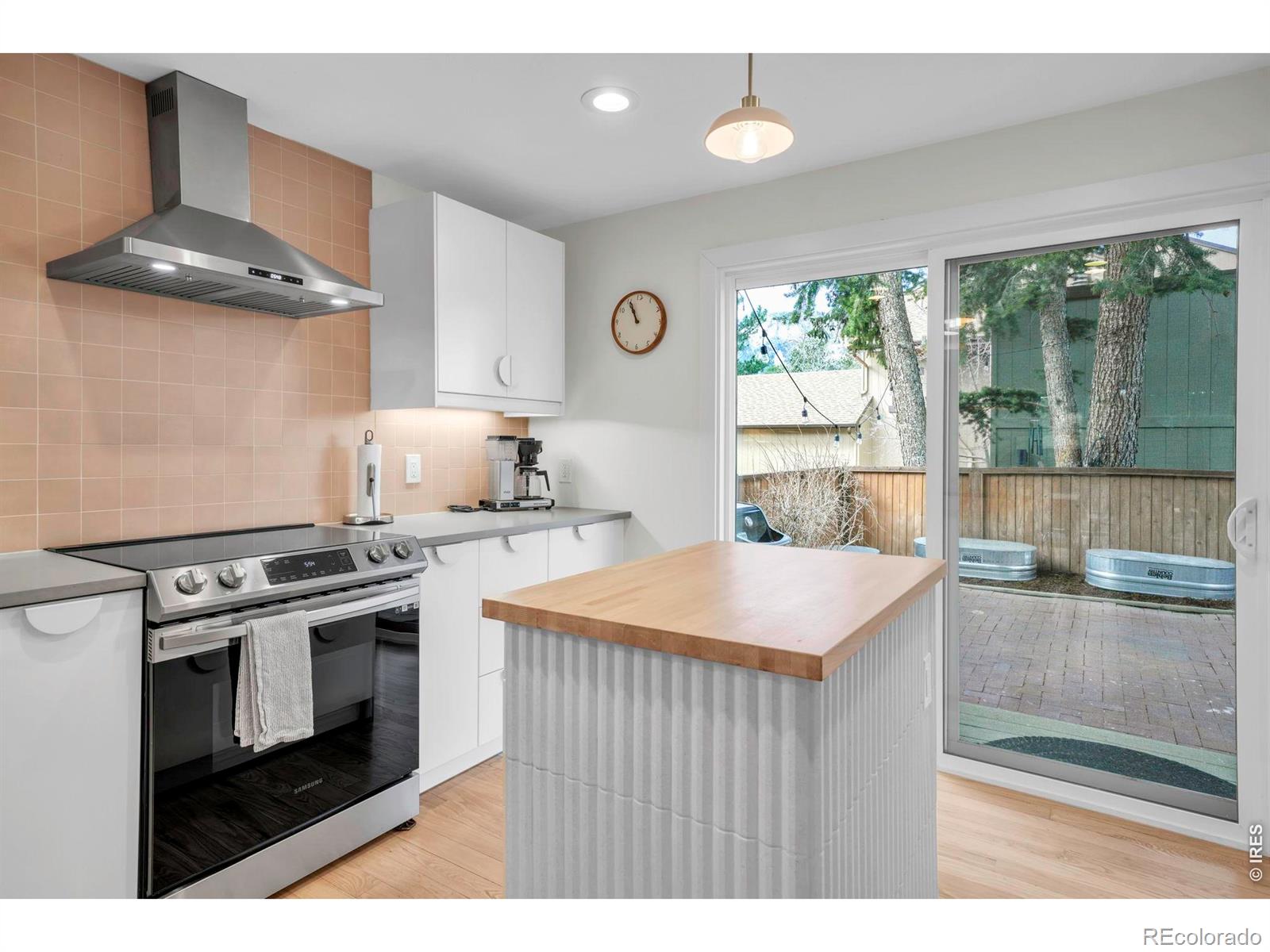 4286 Greenbriar Boulevard