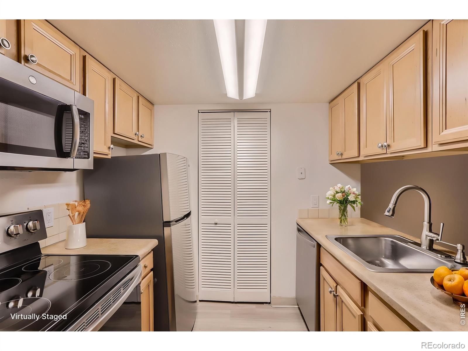 1111 Maxwell Avenue 105