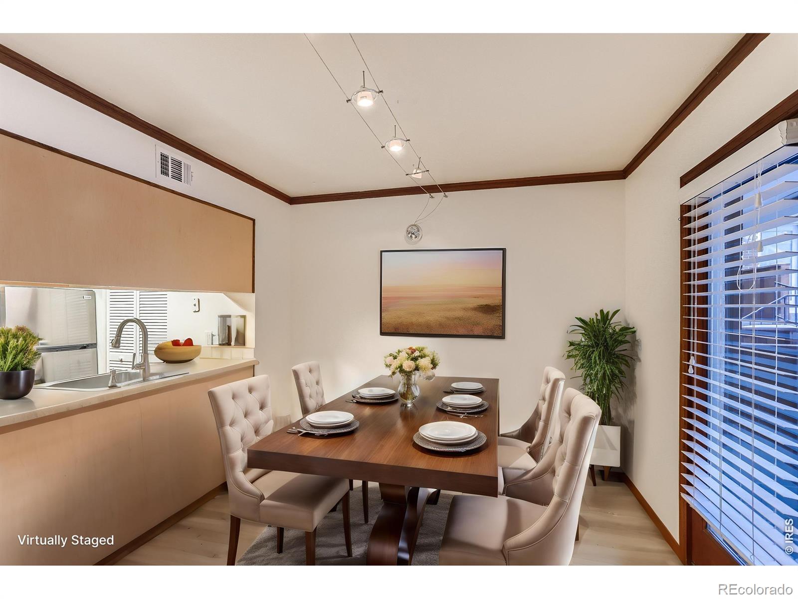 1111 Maxwell Avenue 105