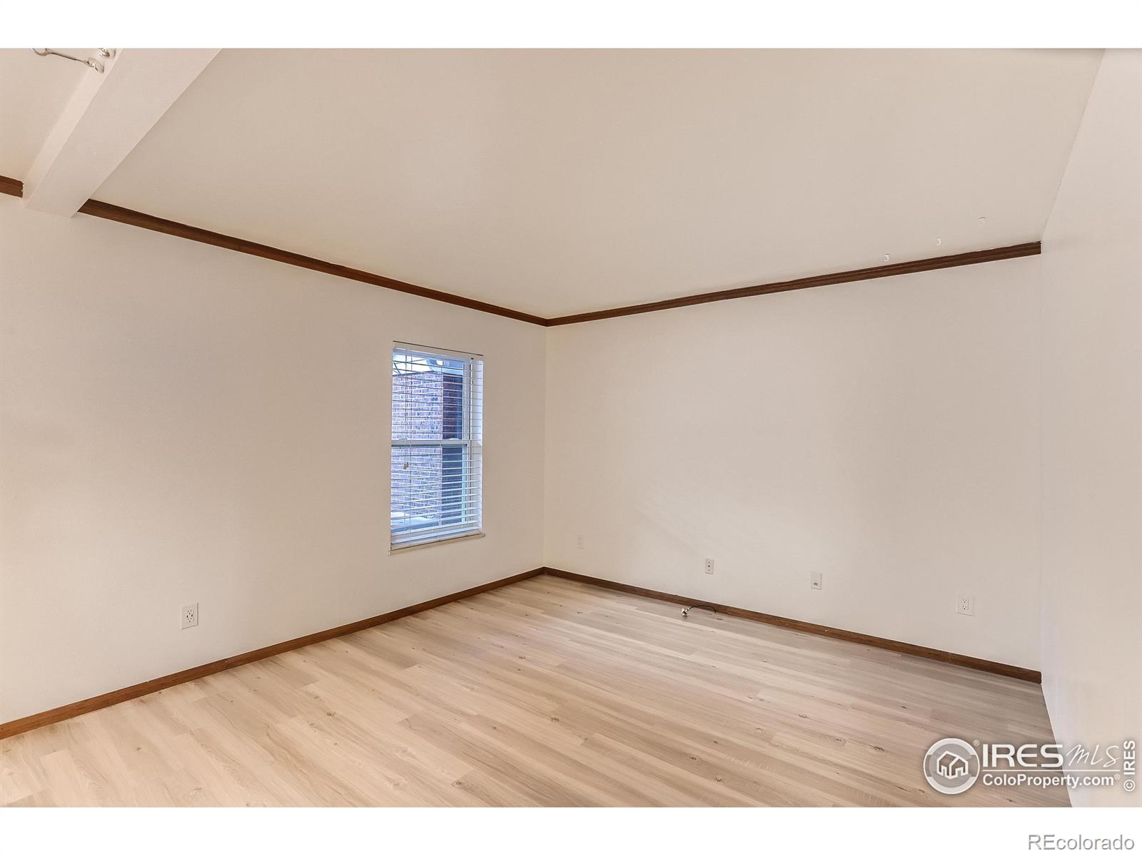 1111 Maxwell Avenue 105