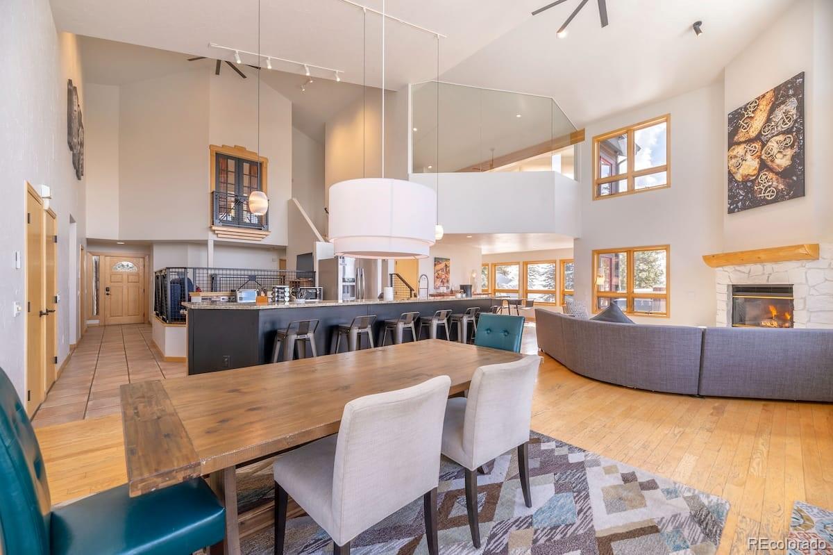14 Dunkin Drive