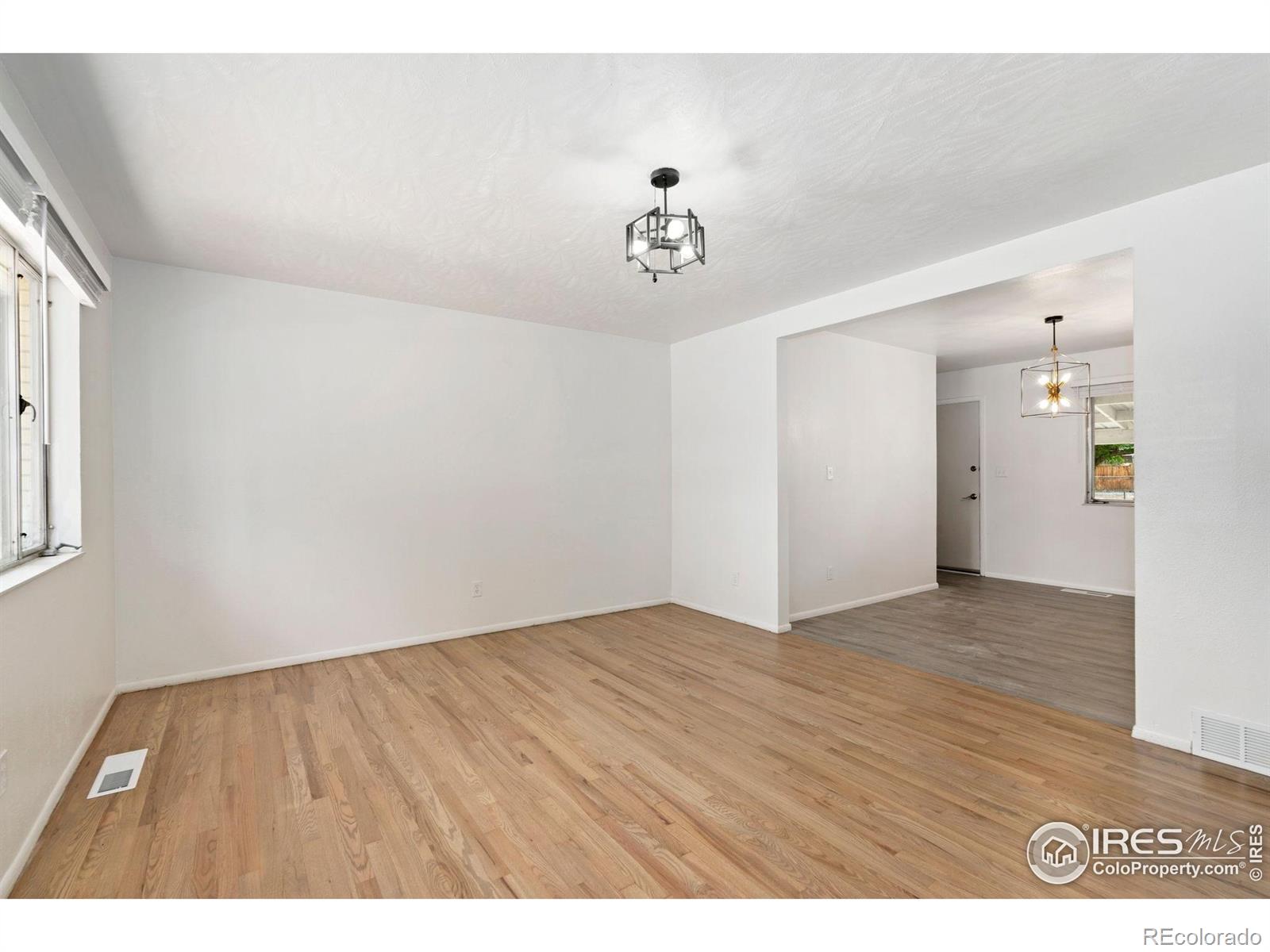 1007 Redwood Drive