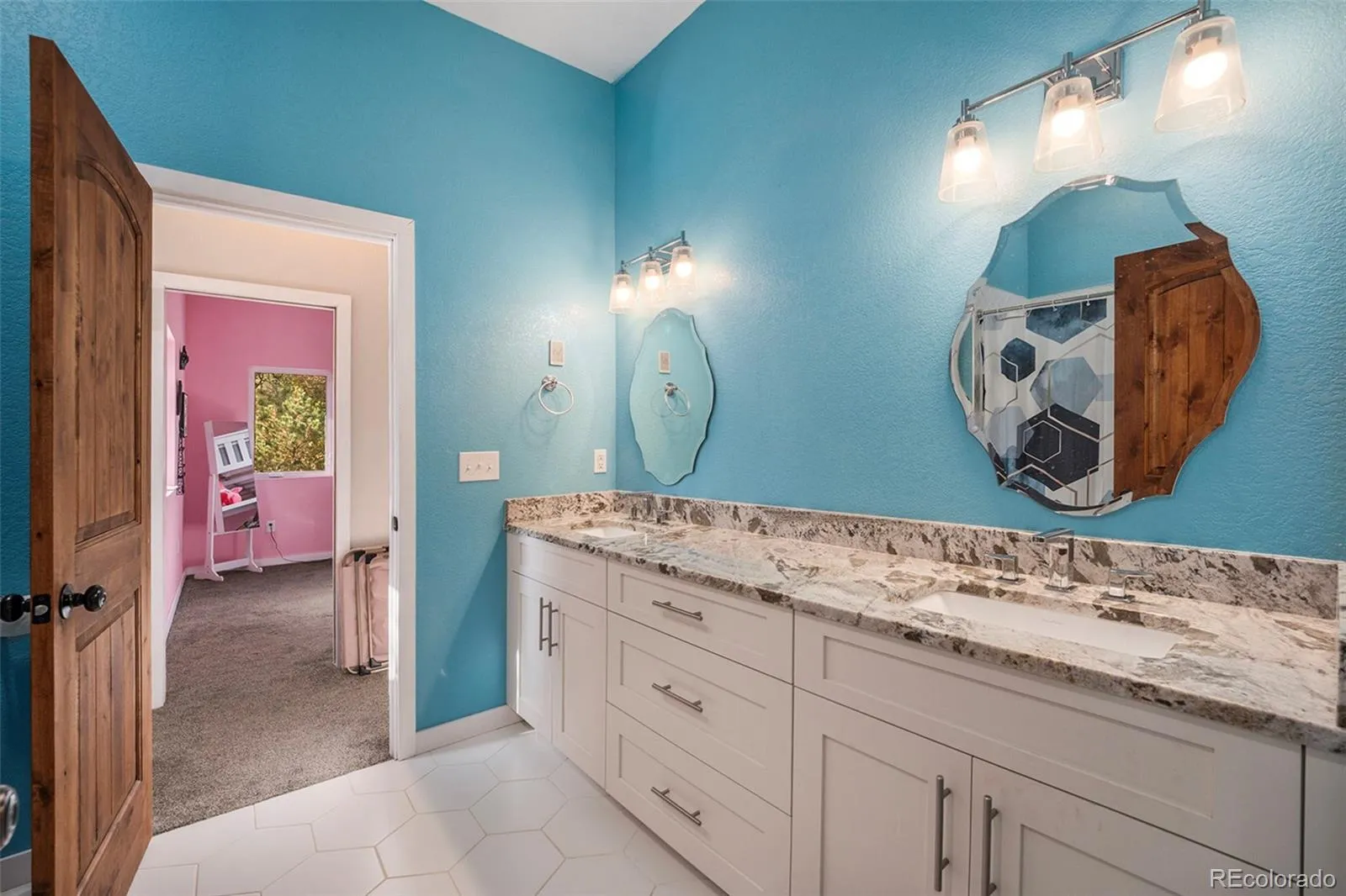 Evergreen, Colorado 80439, United States, 3 Bedrooms Bedrooms, ,3 BathroomsBathrooms,Residential,Active,224734