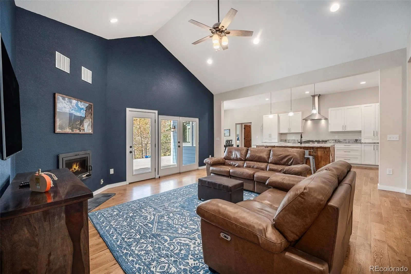 Evergreen, Colorado 80439, United States, 3 Bedrooms Bedrooms, ,3 BathroomsBathrooms,Residential,Active,224734