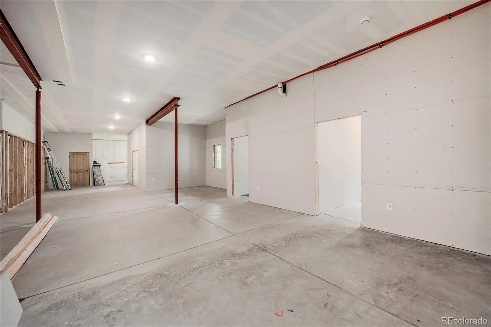 Evergreen, Colorado 80439, United States, 3 Bedrooms Bedrooms, ,3 BathroomsBathrooms,Residential,Active,224734