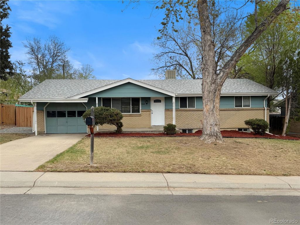 Photo of 7064 Ingalls Court, Arvada, CO 80003 (MLS # 8643087)