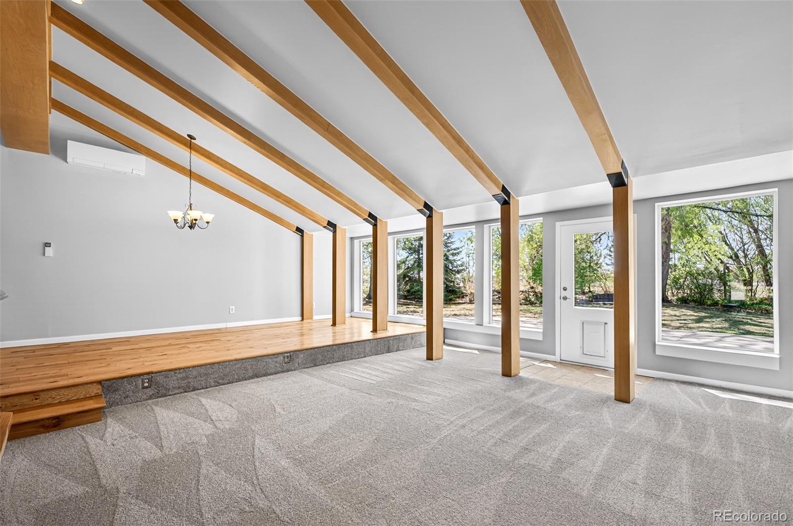 1120 Meadowlark Drive