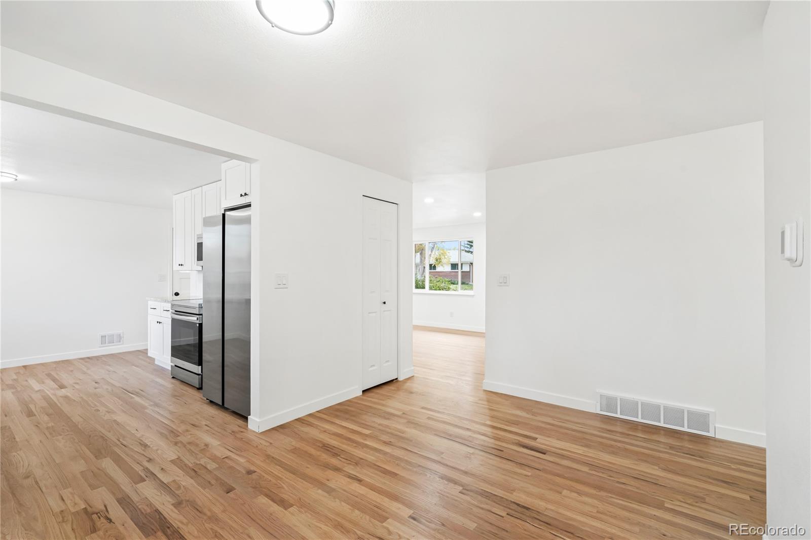 6532 S Sherman Street