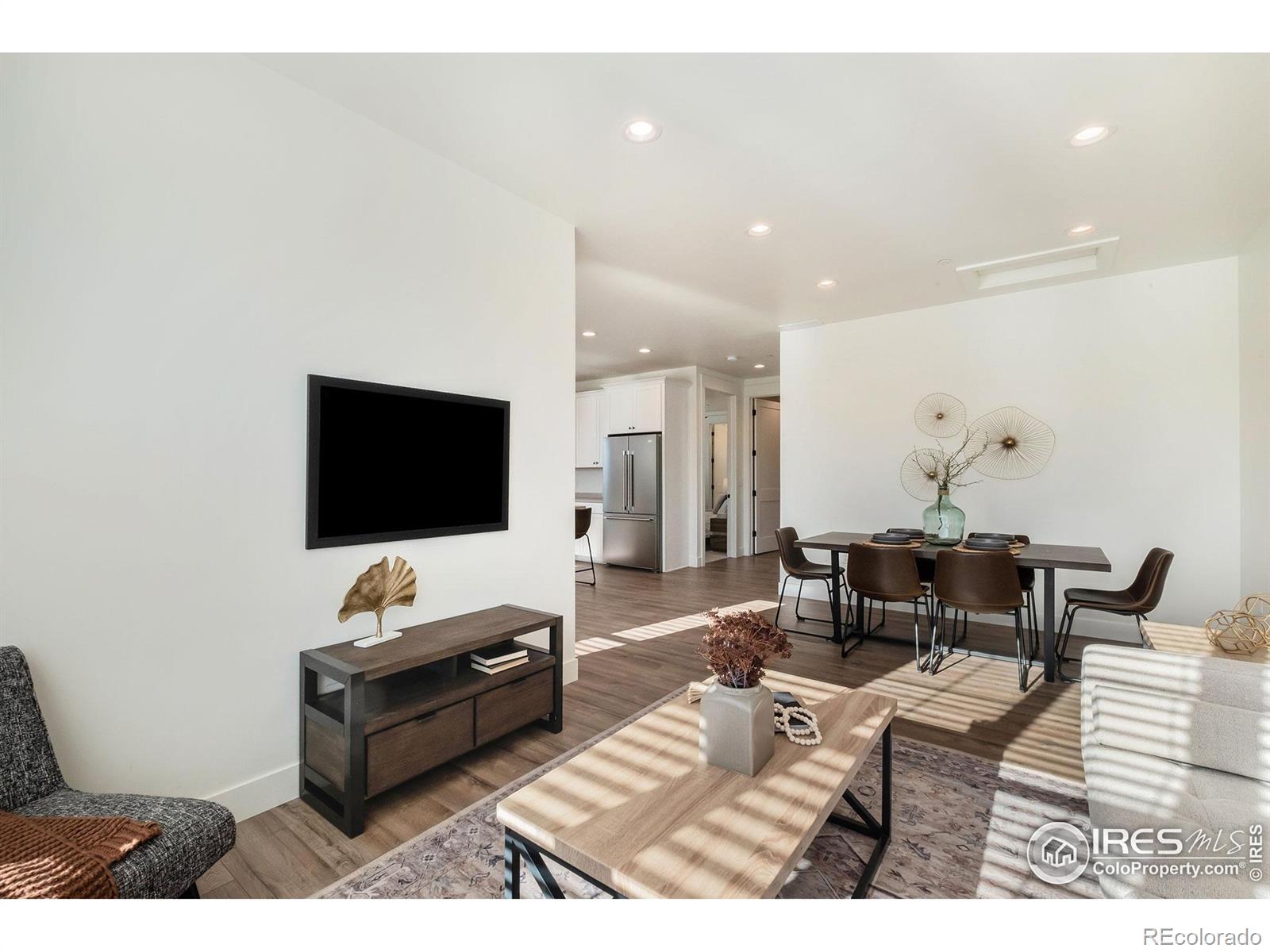 5198 Stonewall Street