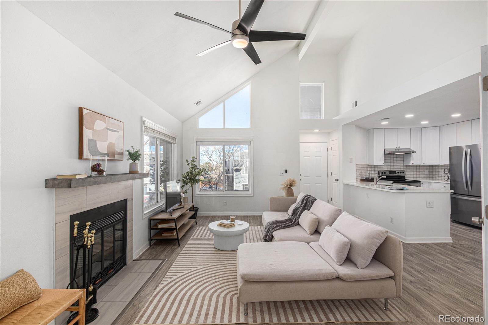 8500 E Jefferson Avenue 17C