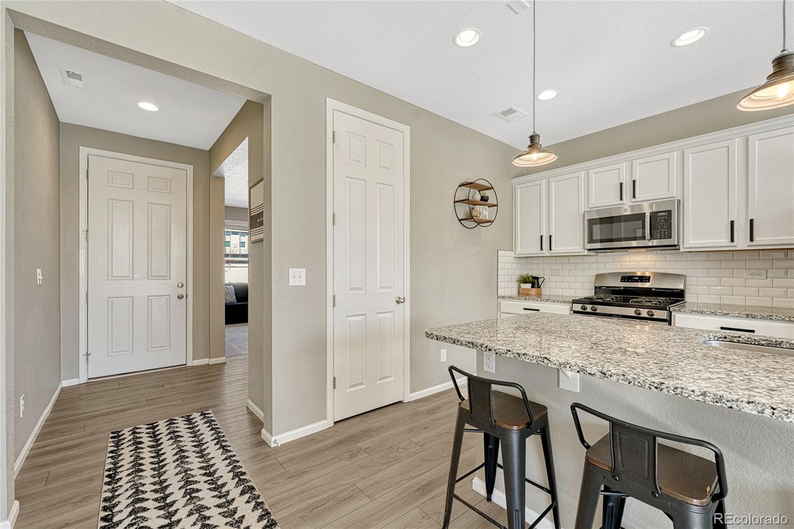 1886 Makley Loop, Castle Rock, CO, 80104 3 1886 Makley Loop