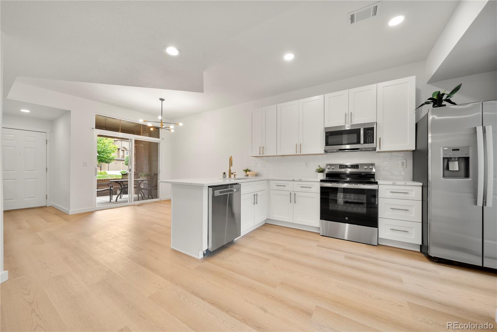 6428 Silver Mesa Drive C, Highlands Ranch, CO, 80130 1 6428 Silver Mesa Drive C