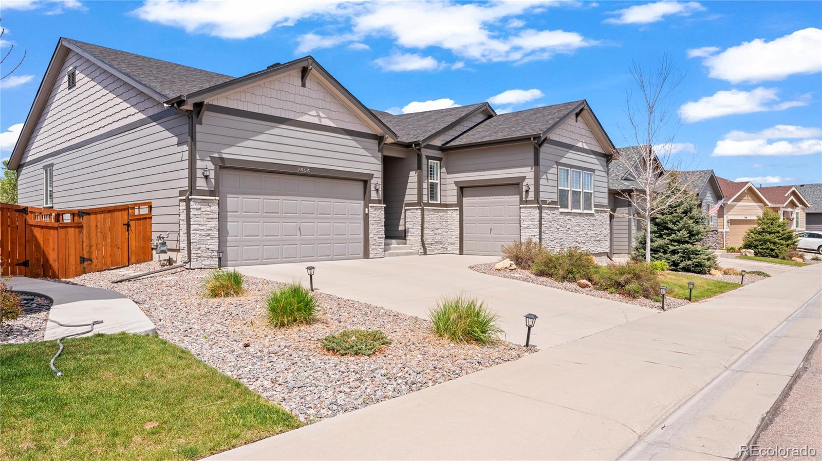 7404 Greenwater Circle