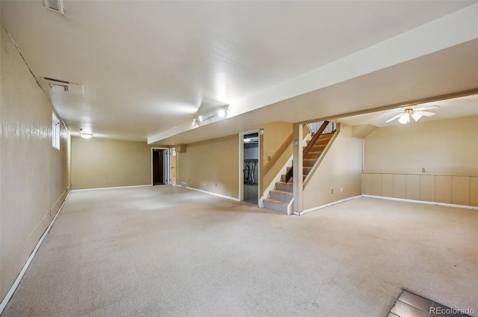 Colorado Springs, Colorado 80906, United States, 4 Bedrooms Bedrooms, ,3 BathroomsBathrooms,Residential,Active,181805