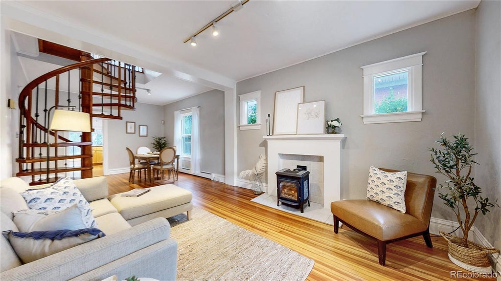 Photo of 218 S Emerson Street, Denver, CO 80209 (MLS # 2811818)
