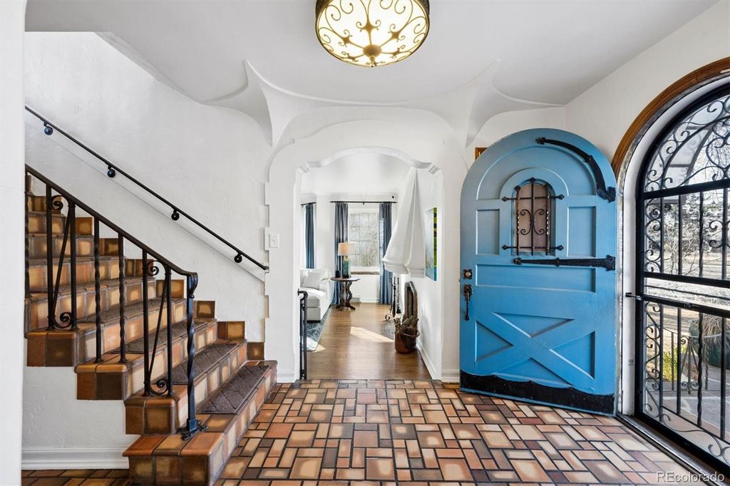 Photo of 6400 Montview Boulevard, Denver, CO 80207 (MLS # 2616535)