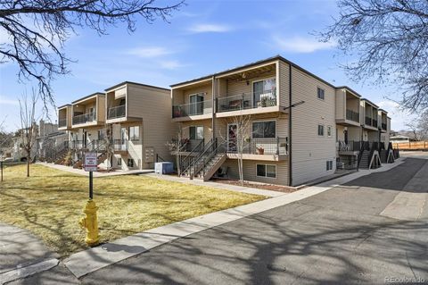 Photo of 6021 Yarrow Street #B11, Arvada, CO 80004 (MLS # 9437919)
