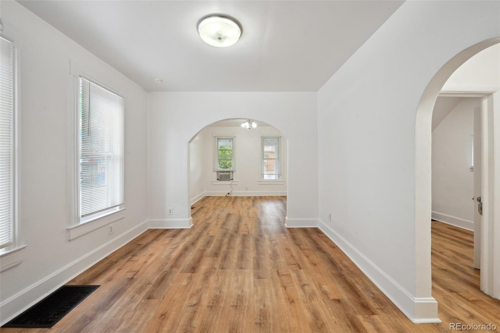 253 N Lincoln Street