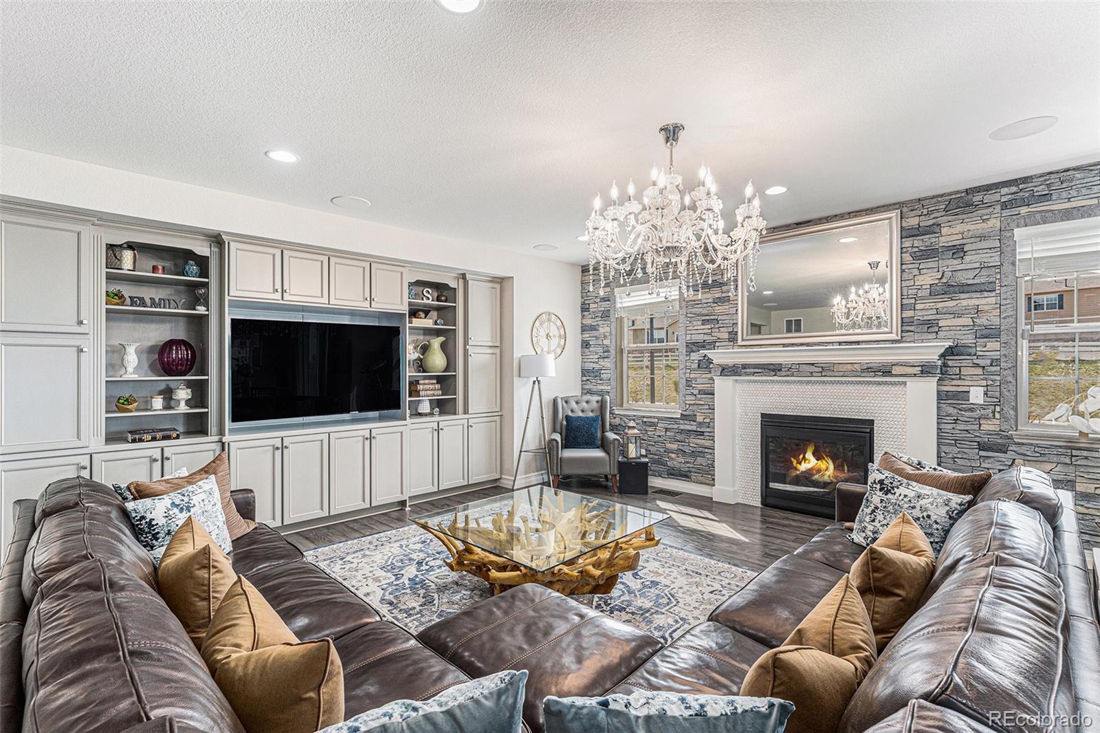 2627 Hillcroft Lane