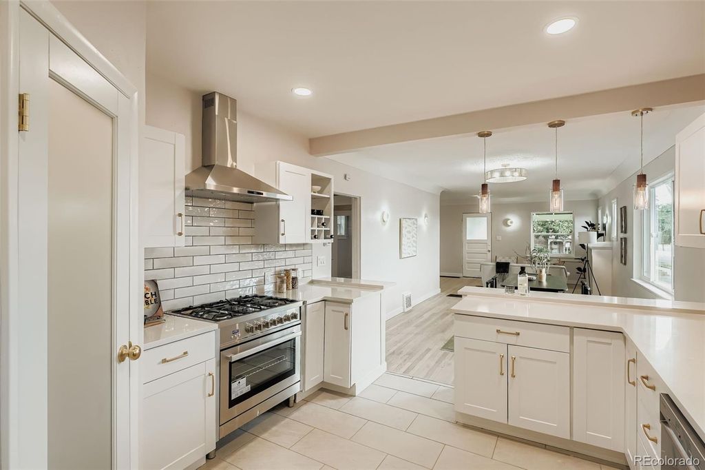 Photo of 2558 Gilpin Street, Denver, CO 80205 (MLS # 5500604)
