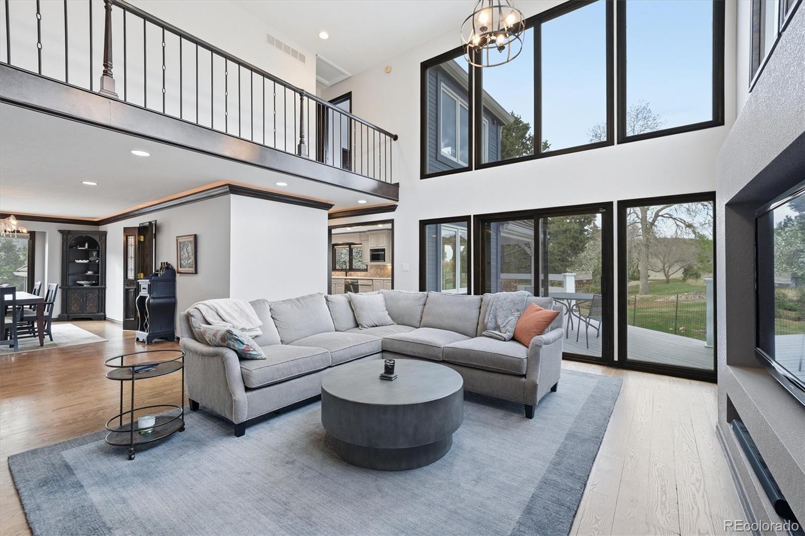 4 Blue Grouse Ridge Road