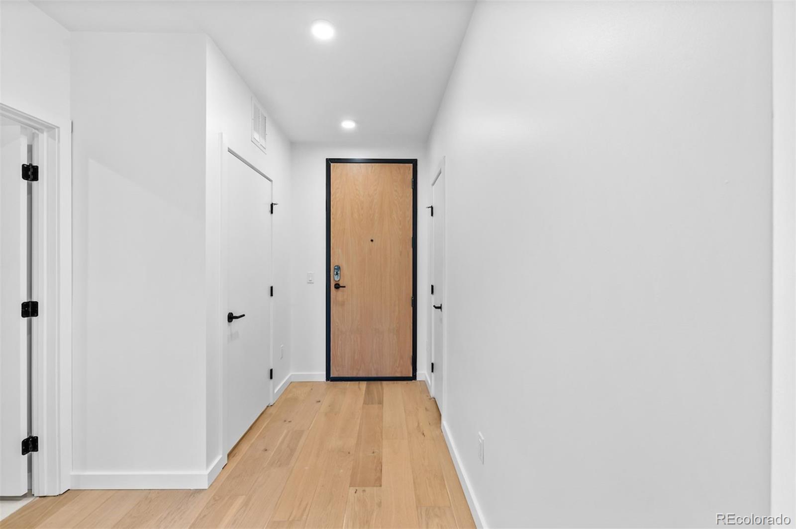 1601 Park Avenue 307, Denver, CO, 80218 4 1601 Park Avenue 307