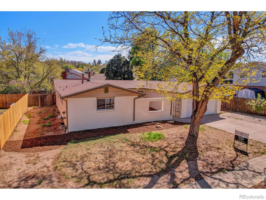Photo of 11378 W 68th Way, Arvada, CO 80004 (MLS # IR1056547)