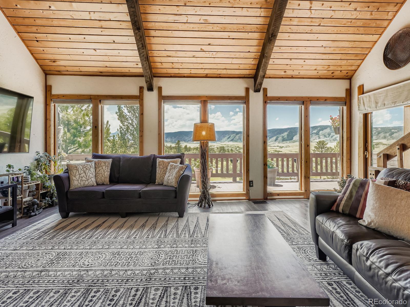 4085 Woods Road