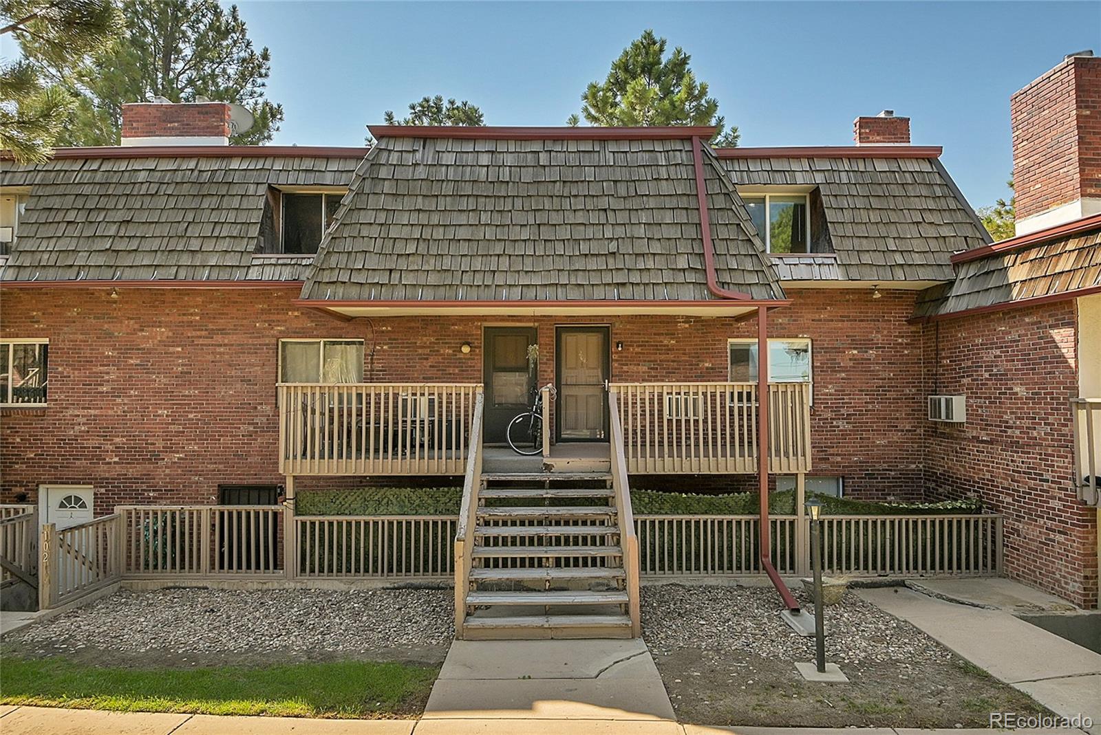 5401 E Warren Avenue 204