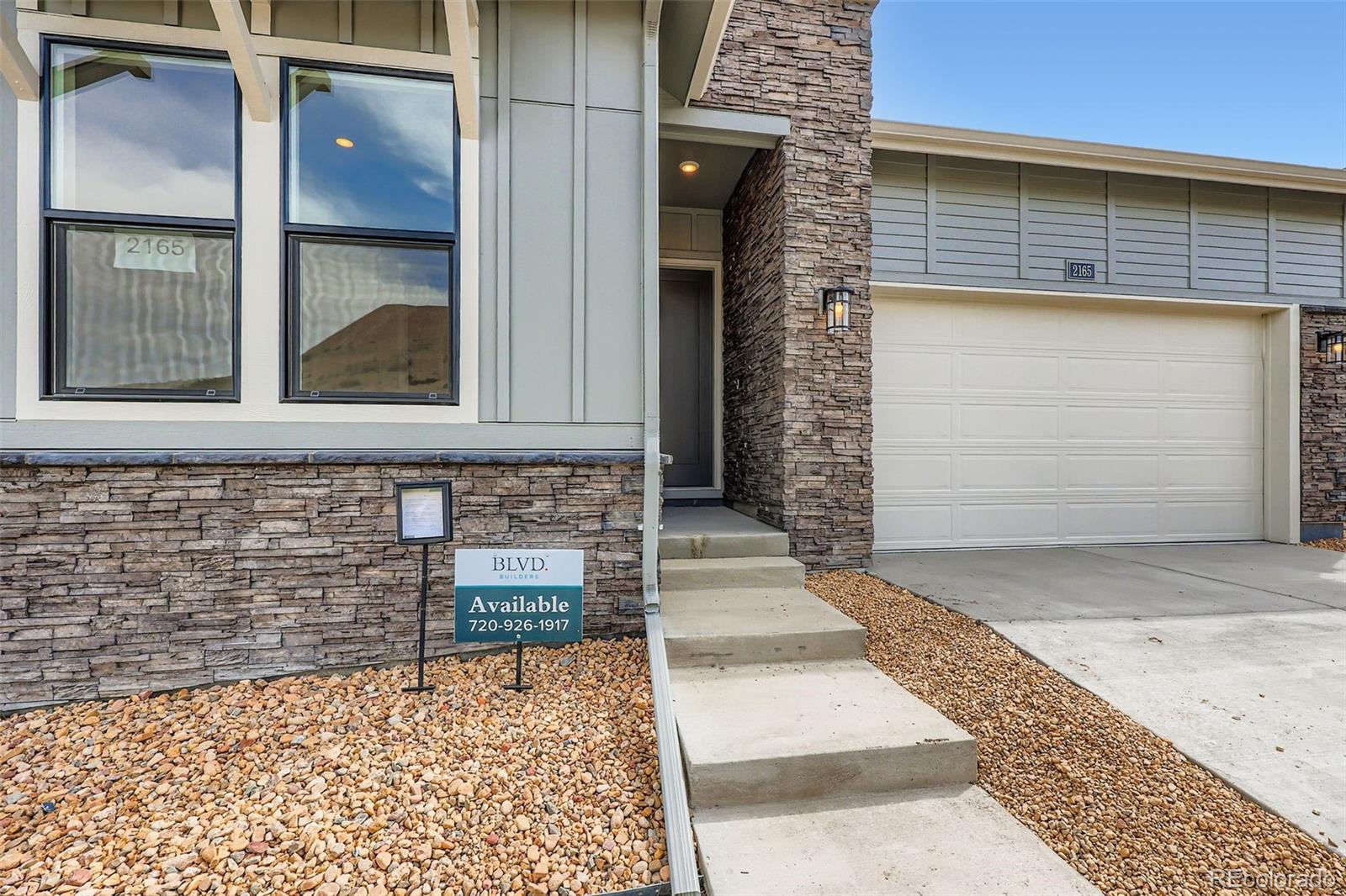 2165 Grayside Circle
