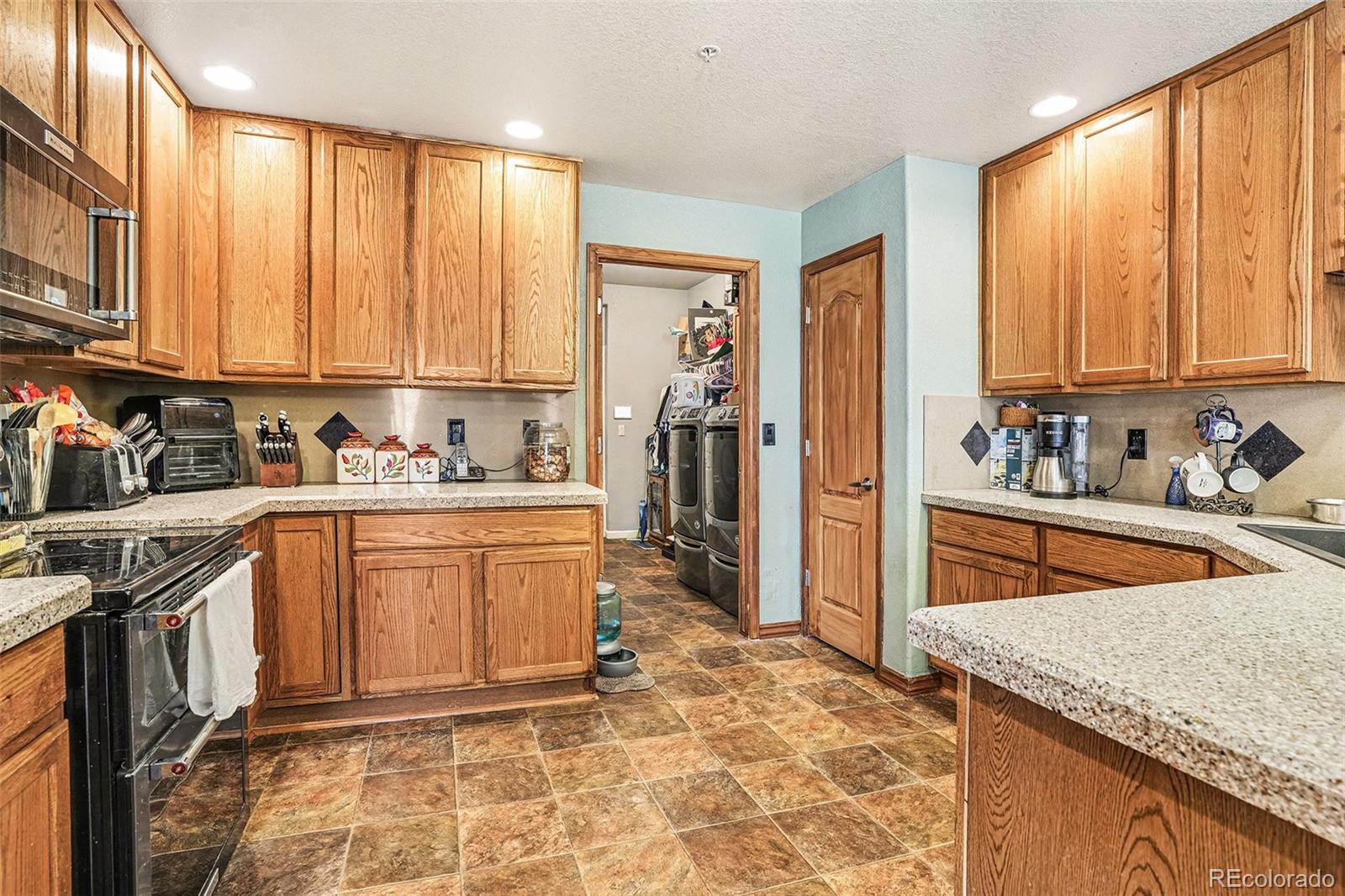 6293 Kilmer Loop 101