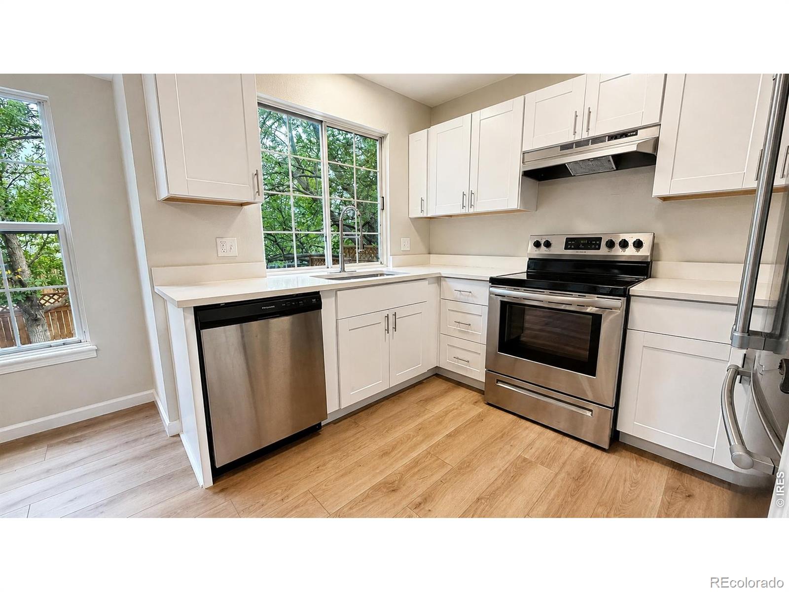 654 W Sandbar Circle