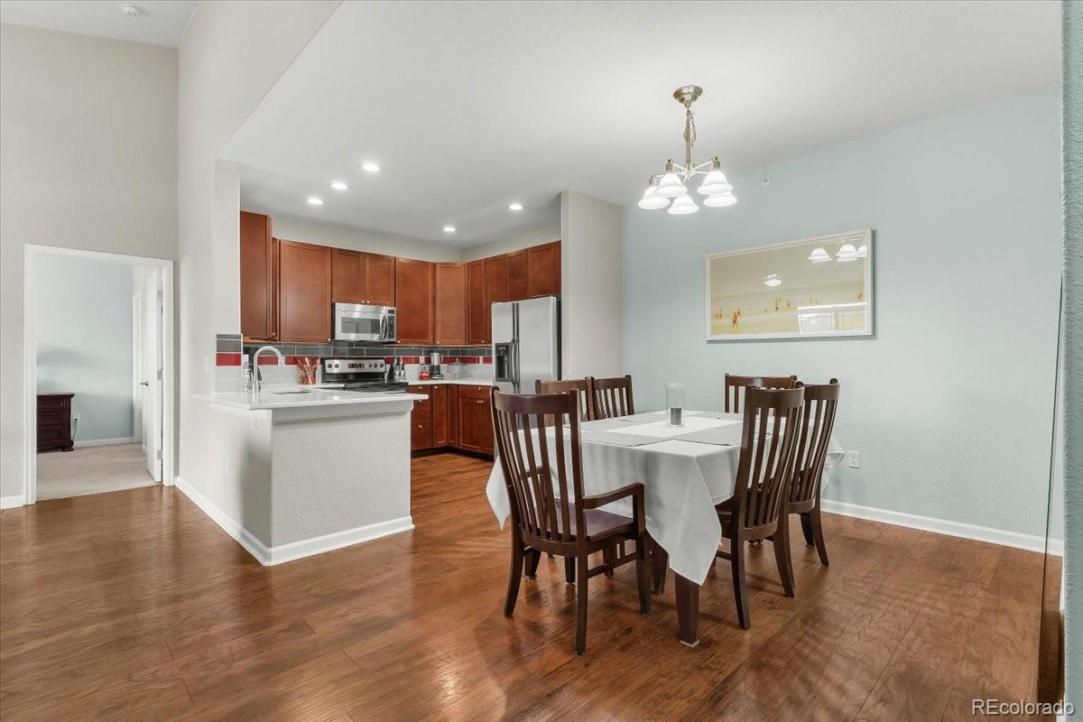 9538 W San Juan Circle 305