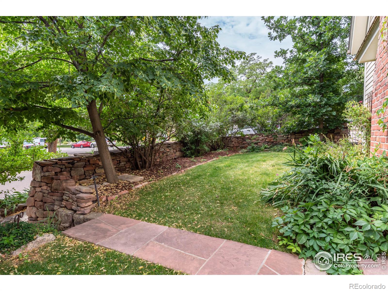 405 Valley View Drive