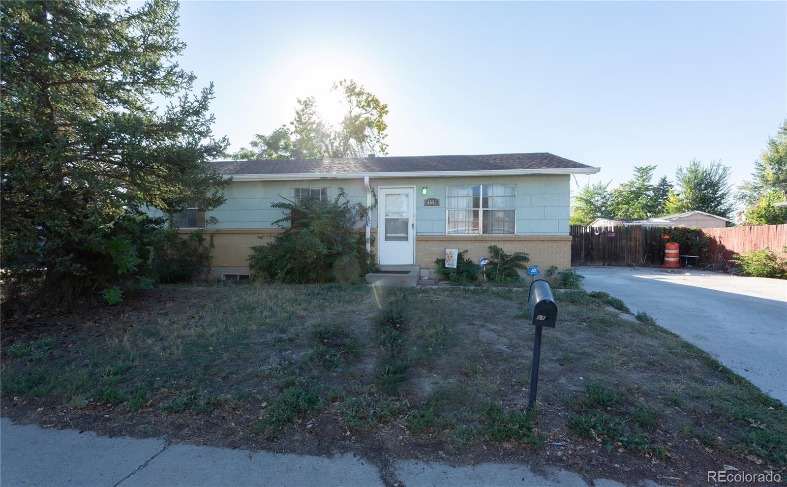 5557 Crystal Way